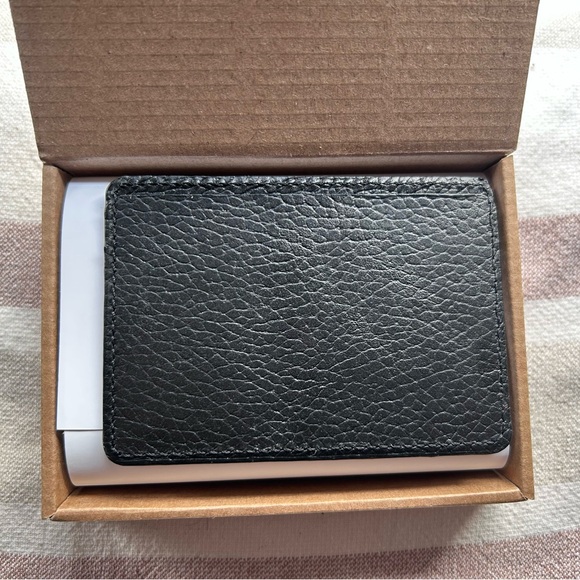 Marcella New York Card Holder Wallet - Picture 2 of 3